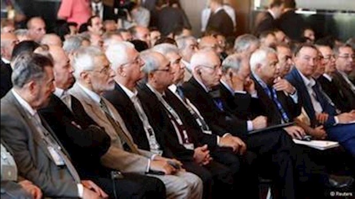 Syrian opposition postpones forming government