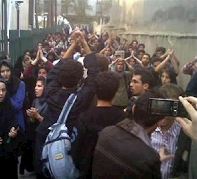 Bassij leader: Enemy is eyeing the poor for revolt