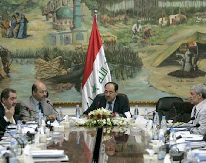 Iraqi Sunnis, Kurds boycott cabinet session to back protests