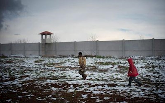 ‘Humanitarian emergency’ as Syria runs low on medical care, food