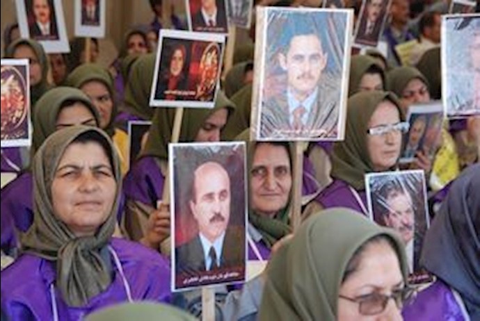 Hunger strike by hundreds of Iranian dissidents enters Day 30