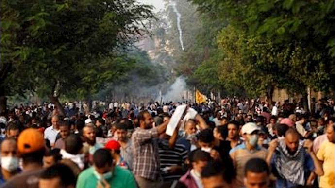 Rockets hit Cairo communication satellite dish: security