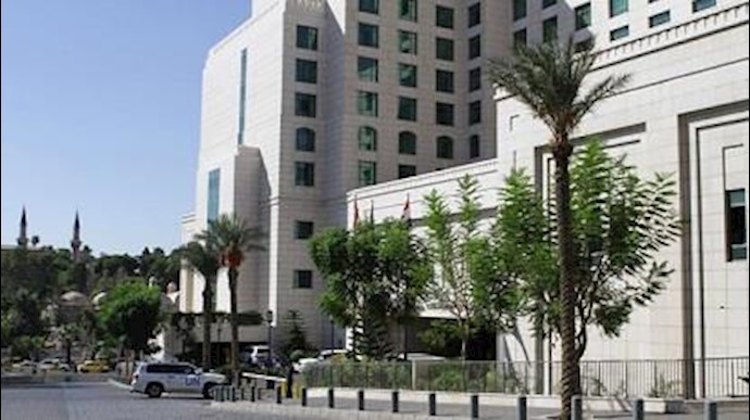 Mortar shells hit near inspectors’ hotel in Syria