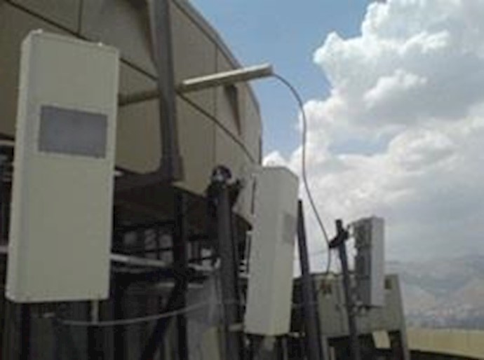 Protest staged by families of political prisoners in prison west of Tehran