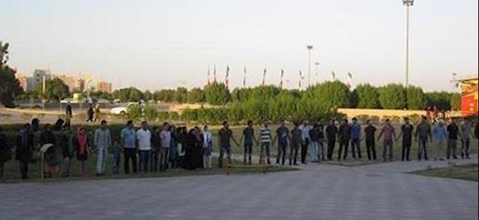 Khuzestan residents protest regime plan to transfer water of Karoon River