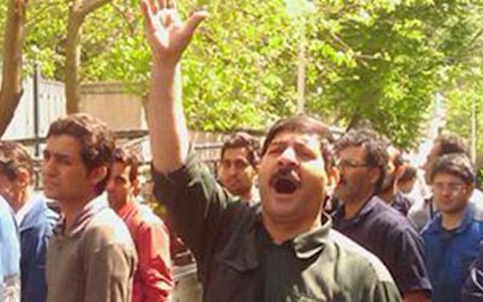 Iran: Siman industrial complex factory workers stage protest Iran: Siman industrial complex factory workers stage protest