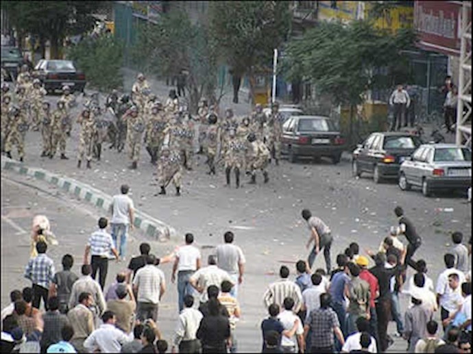 Clashes with Security Guards in Iranian Cities Clashes with Security Guards in Iranian Cities