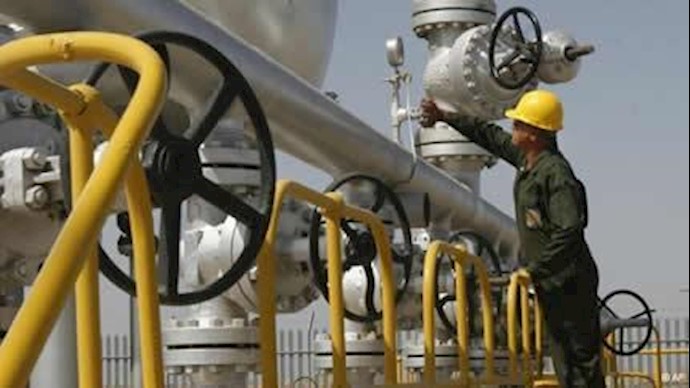 Iran’s oil exports decrease 22 percent
