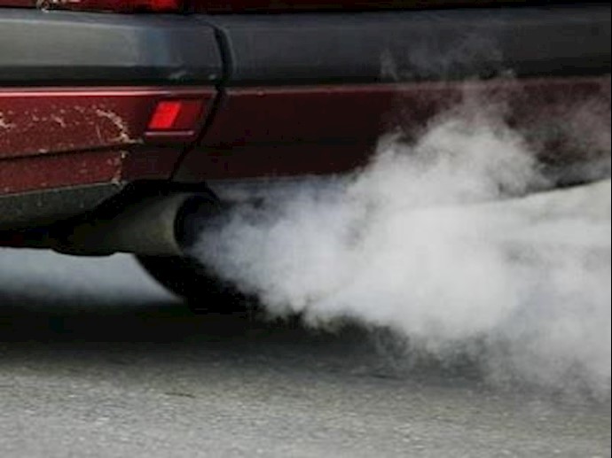 Iran pollution and ‘acid rain’ sees at least 50 hospitalised Iran pollution and ‘acid rain’ sees at least 50 hospitalised