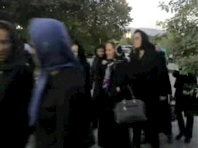 Iran: Memorial ceremonies held for martyrs of 2009 uprising