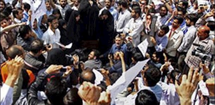 More Protests and Calashes in Iranian Cities