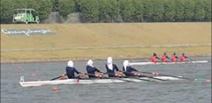Iranian women’s rowing team protest against authorities’ behavior