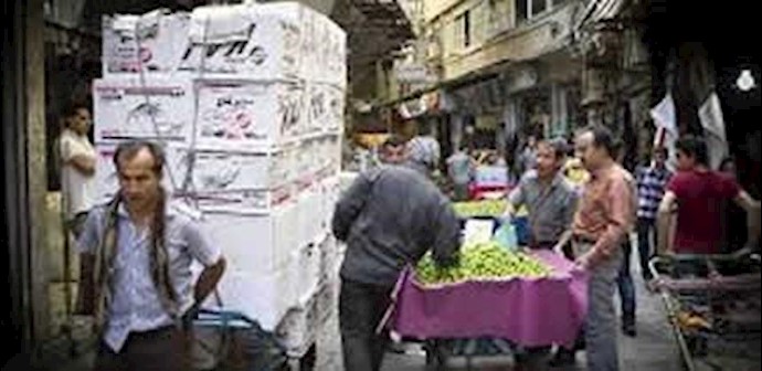 Food stuffs inflation reaches 60% in Iran, Rouhani deputy says