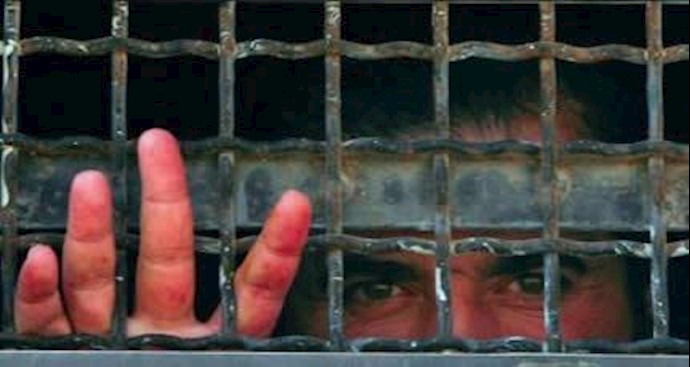 Iran: Torturing and Mistreating Political Prisoners