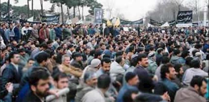 Protests, clashes in various Iranian cities