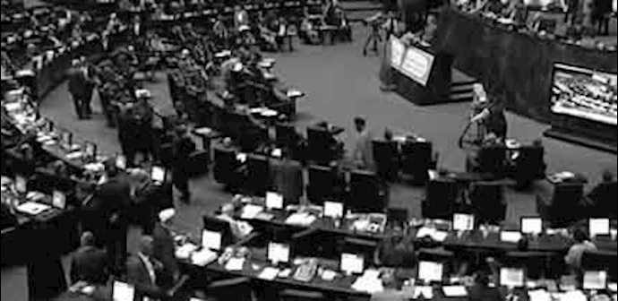 Iranian MPs call for dismissal of Zarif