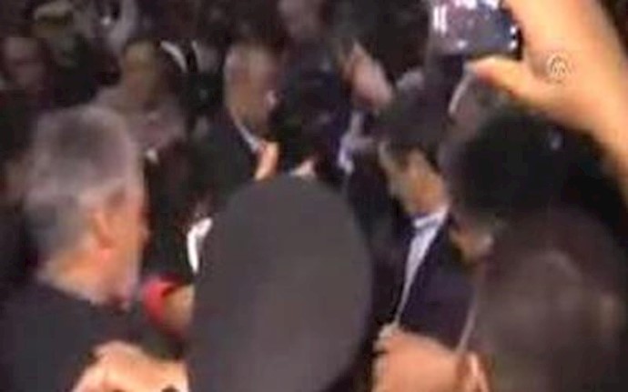 2nd attack on Ahmadinejad in Egypt