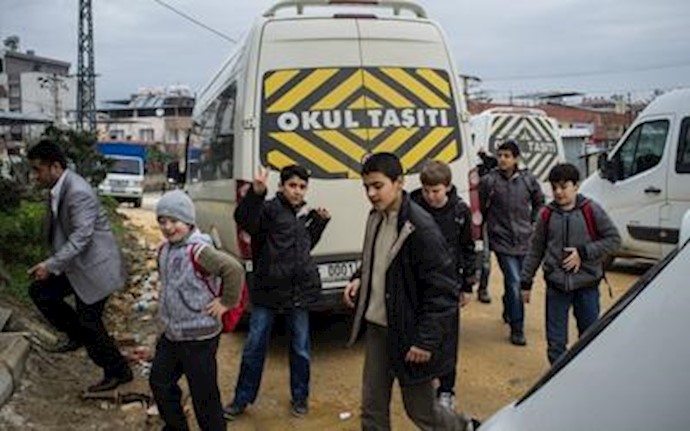 As war in Syria continues, refugees in Turkey open a high school