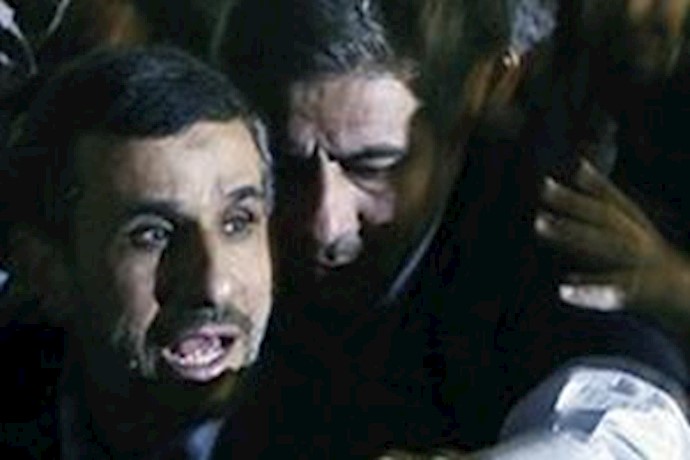 4 people hurled shoes at Ahmadinejad: Egypt prosecutor’s office