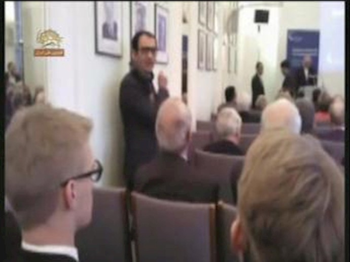 Iranian Resistance supporters protest mullahs FM visit to Berlin