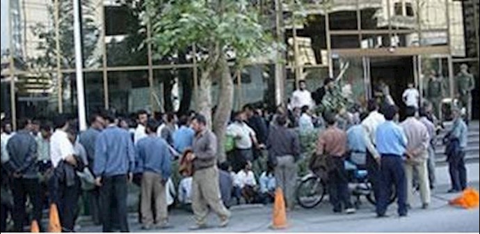 Labor protests increasing in various Iran cities