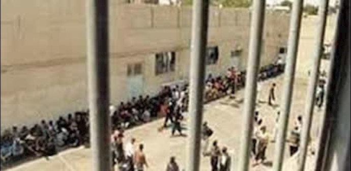 Inmates protest to prison officials inhumane behavior