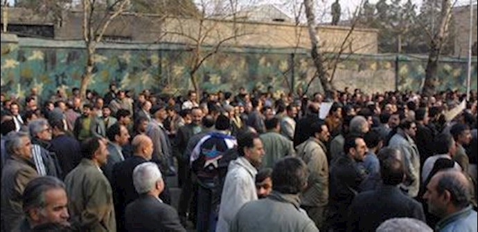 Clashes and protests across Iranian cities