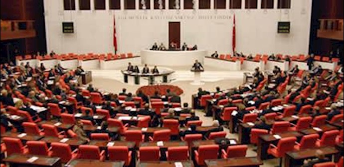Turkish parliament authorizes military action in Syria, Iraq