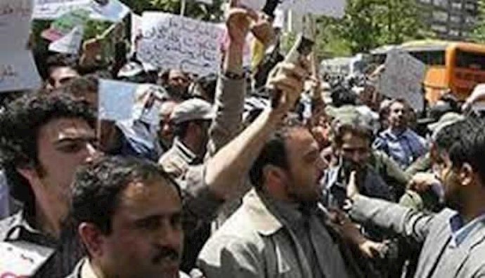Iran: Student and workers’ protest throughout the country
