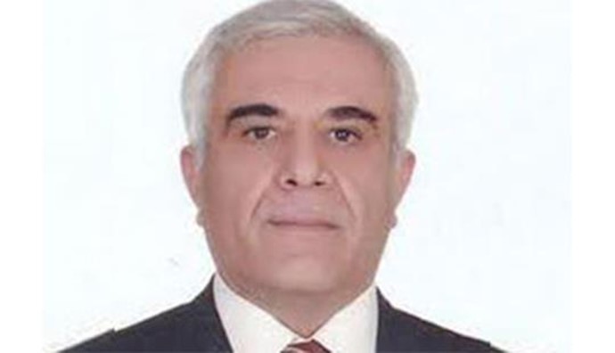 Iran: Arzhang Davoudi is returned to prison without receiving treatment