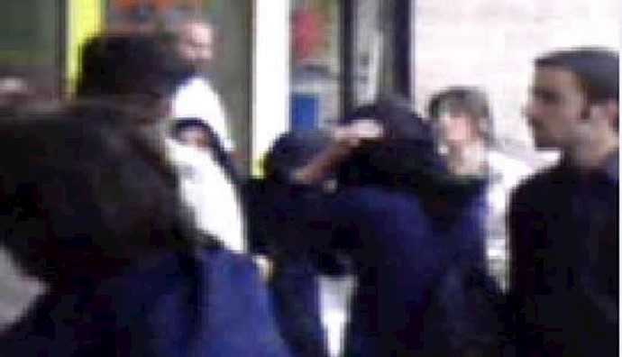 Iran: Basij militants flee after clashes with youth in Korram-Abad