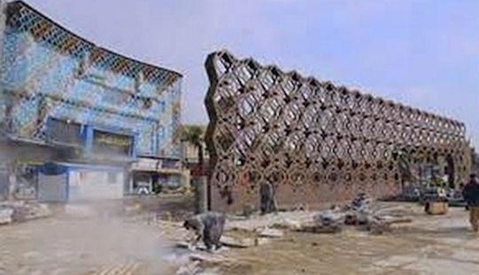 Iran: youth punish regime henchman in Tehran