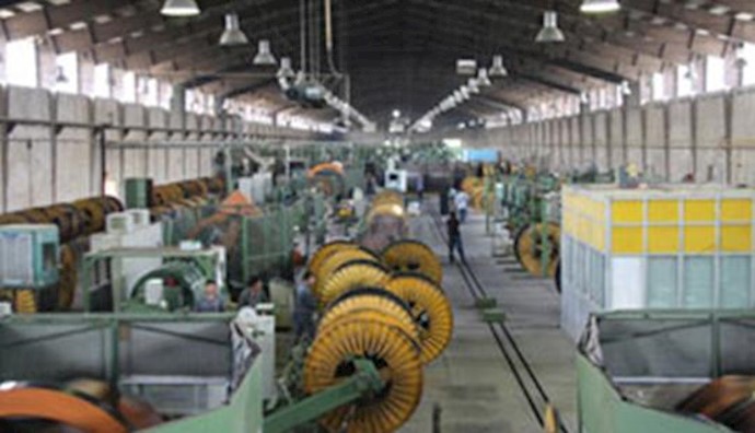  'Iranian factories shut down due to bad economic management'