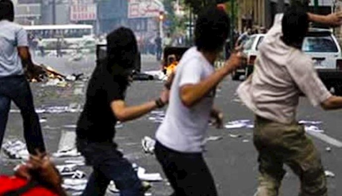 Iran: clashes between youth and State Security force