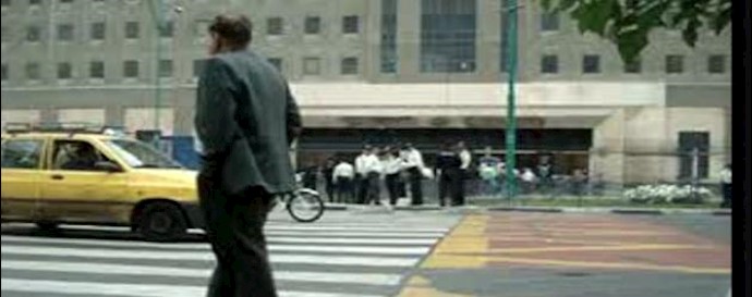Tehran: a protest rally in front of the Parliament building