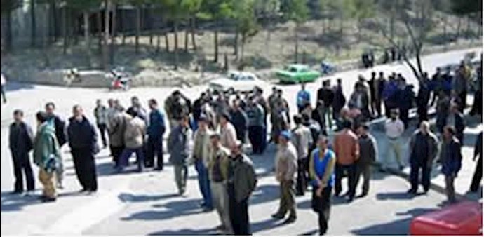 Iran: contract workers won’t accept wages under inflation line