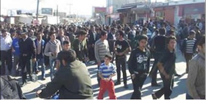 Widespread unrest, clashes against regime police in numerous Iranian cities