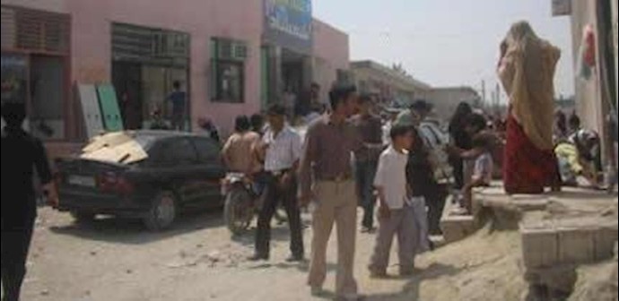 Clashes erupt between people and repressive Iranian regime agents