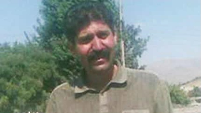 The degrading punishment of flogging of a Kurdish teacher is condemned by the Iranian Resistance
