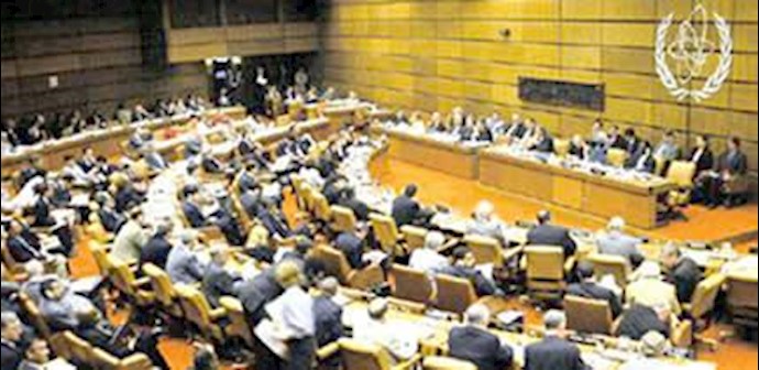 West presses Iran to address atomic bomb research