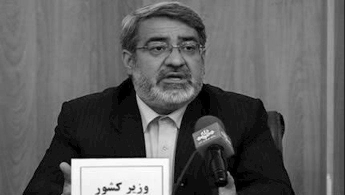 Iran: repressive police on high alert for protests after gasoline price hikes