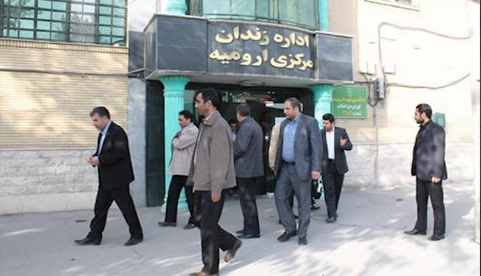 Iran – Human Rights: Regime approves death sentence for 4 Kurdish Pol prisoners