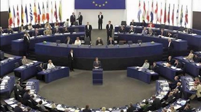 Iran: Bassij militants rally against European Parliament