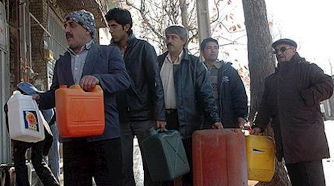  'Lines of fuel ration distribution in Iran'