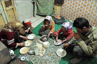 Millions of Iranians can’t make ends meet while mullahs are feasting