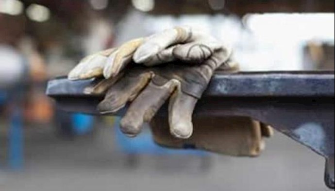 Iran: metal factory workers on strike