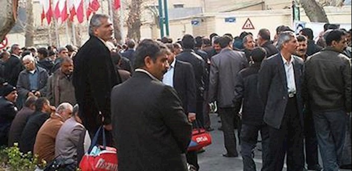  'Shushtar Paper Factory workers’ protest rally'