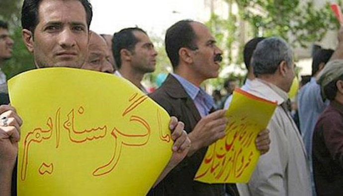 Workers from the Ahwaz Navard Company on strike for 5th consecutive day