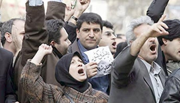 Protests continue in cities across Iran