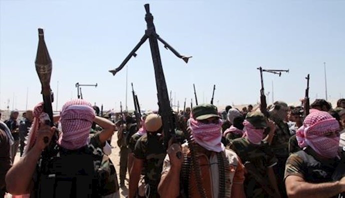 Sunni militants seize a second Iraqi town in Anbar